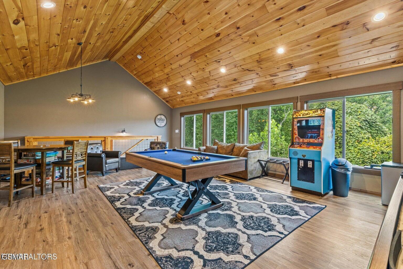 622 Wiley Oakley Drive Gatlinburg TN 37738