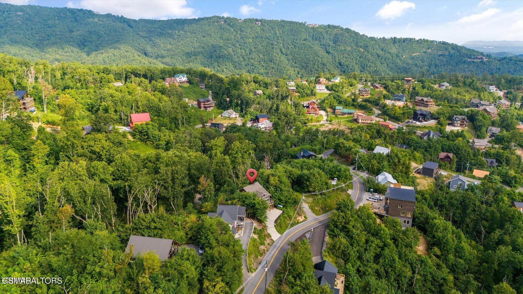 622 Wiley Oakley Drive Gatlinburg TN 37738