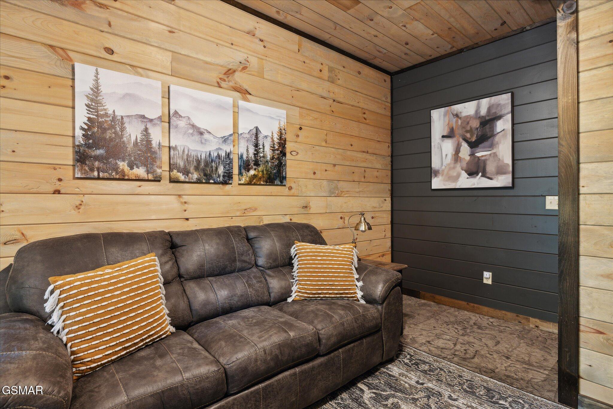 620 Deer Path Lane Gatlinburg TN 37738