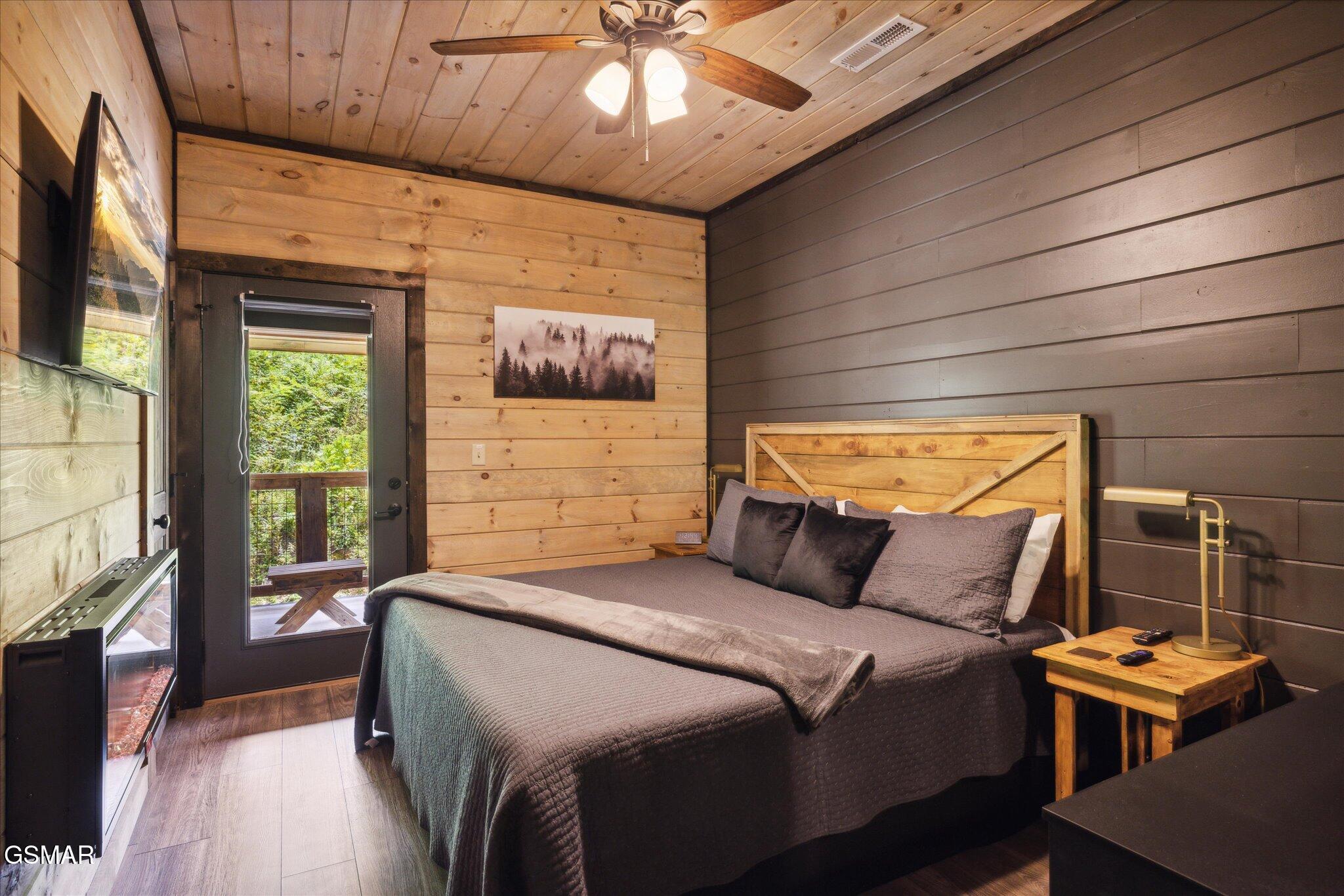 620 Deer Path Lane Gatlinburg TN 37738