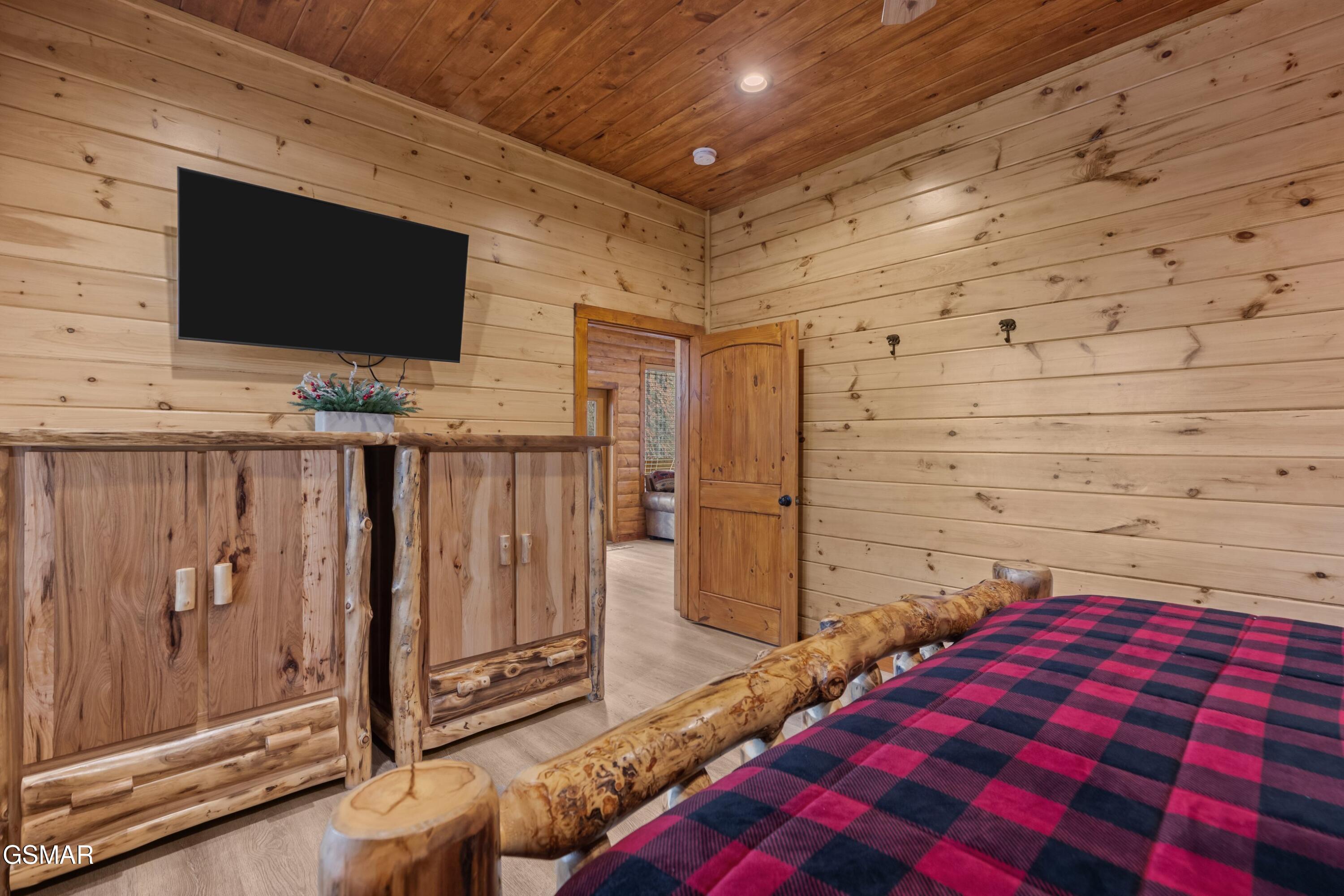 932 Chestnut Drive Gatlinburg TN 37738