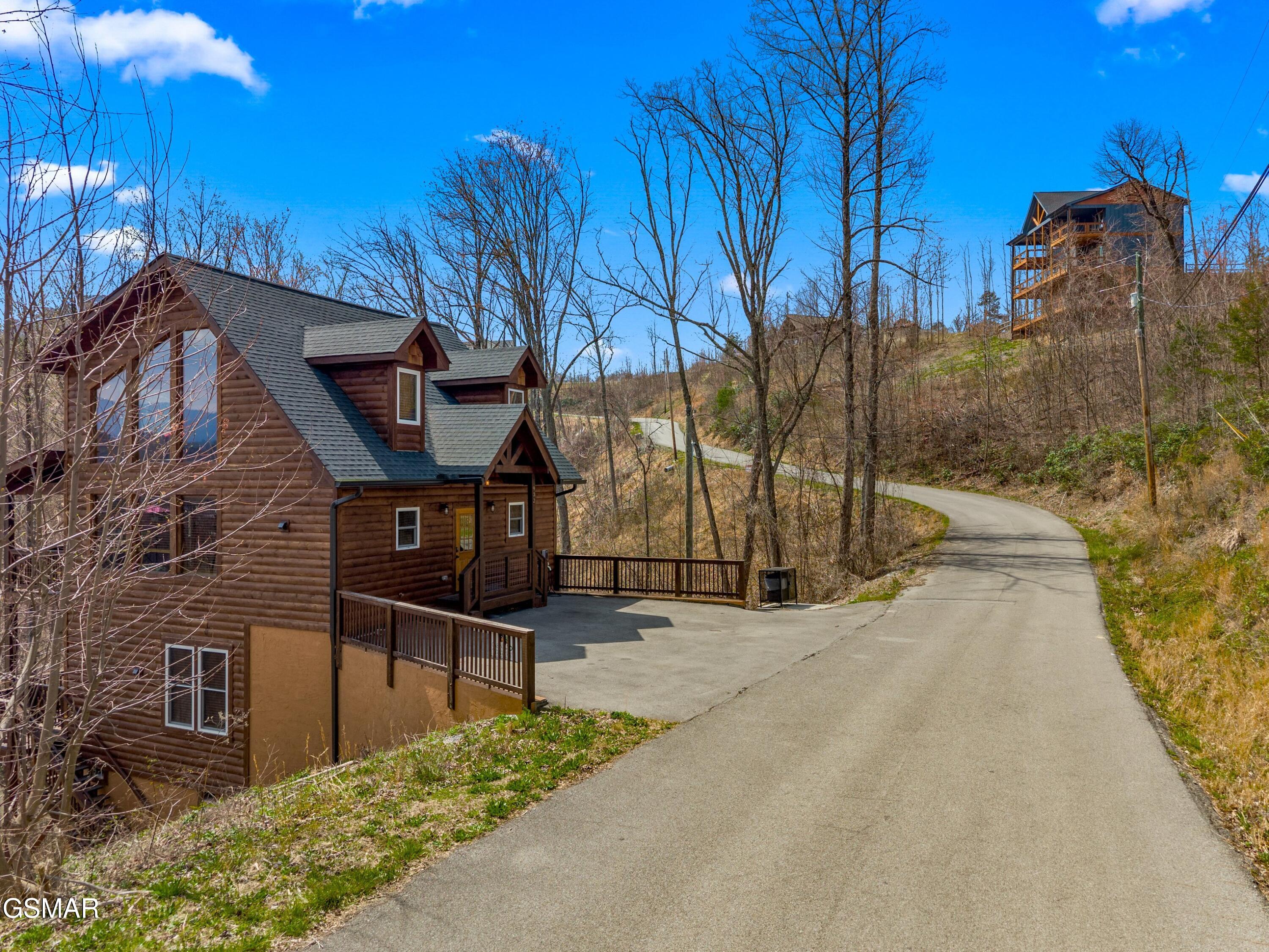 932 Chestnut Drive Gatlinburg TN 37738