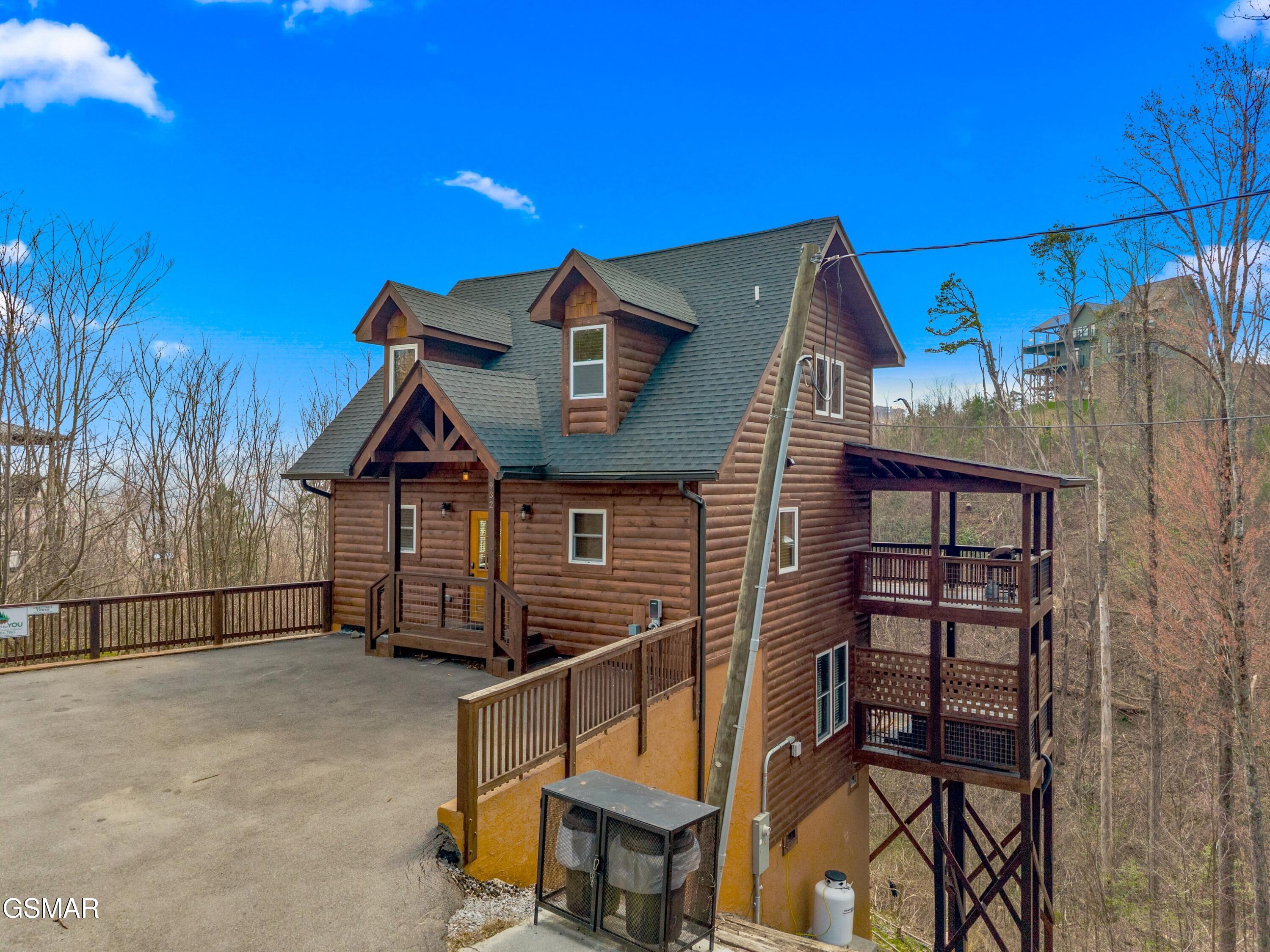 932 Chestnut Drive Gatlinburg TN 37738