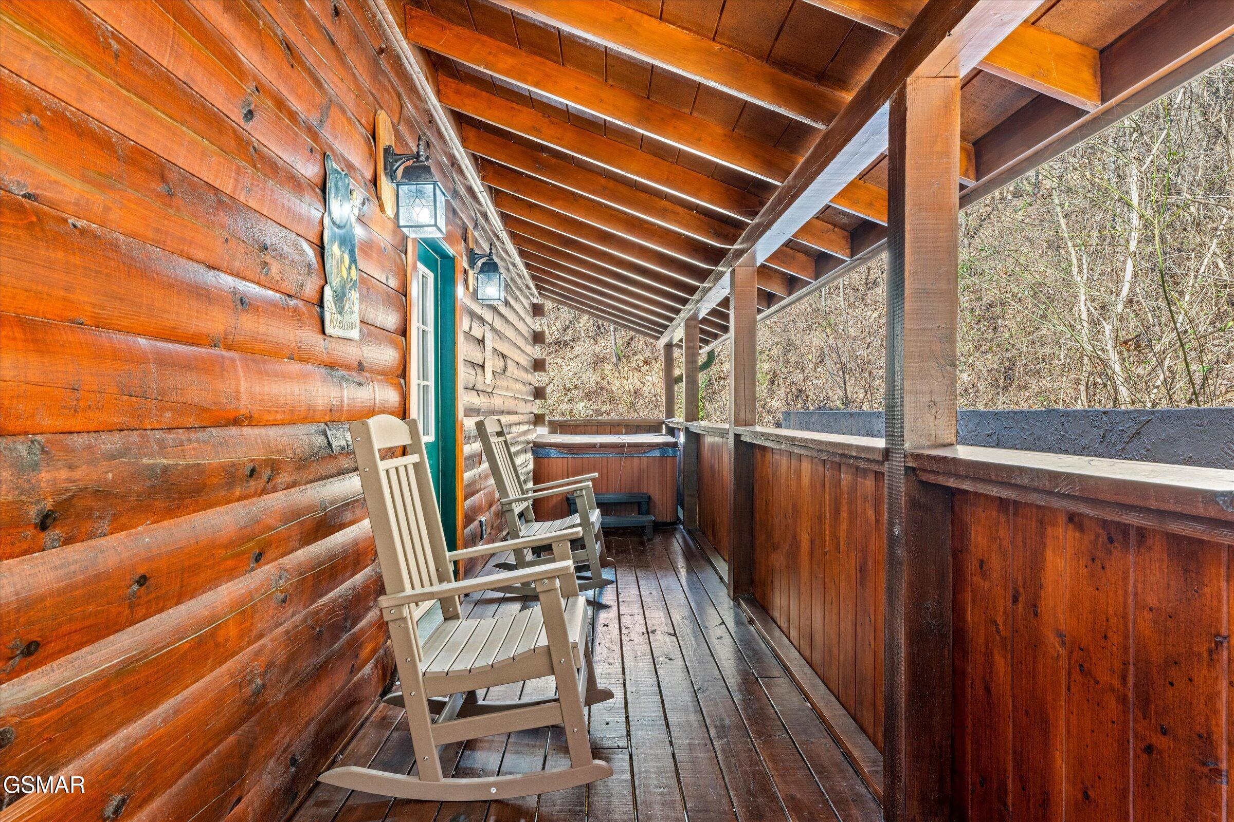 633 Chickasaw Gap Way Pigeon Forge TN 37863