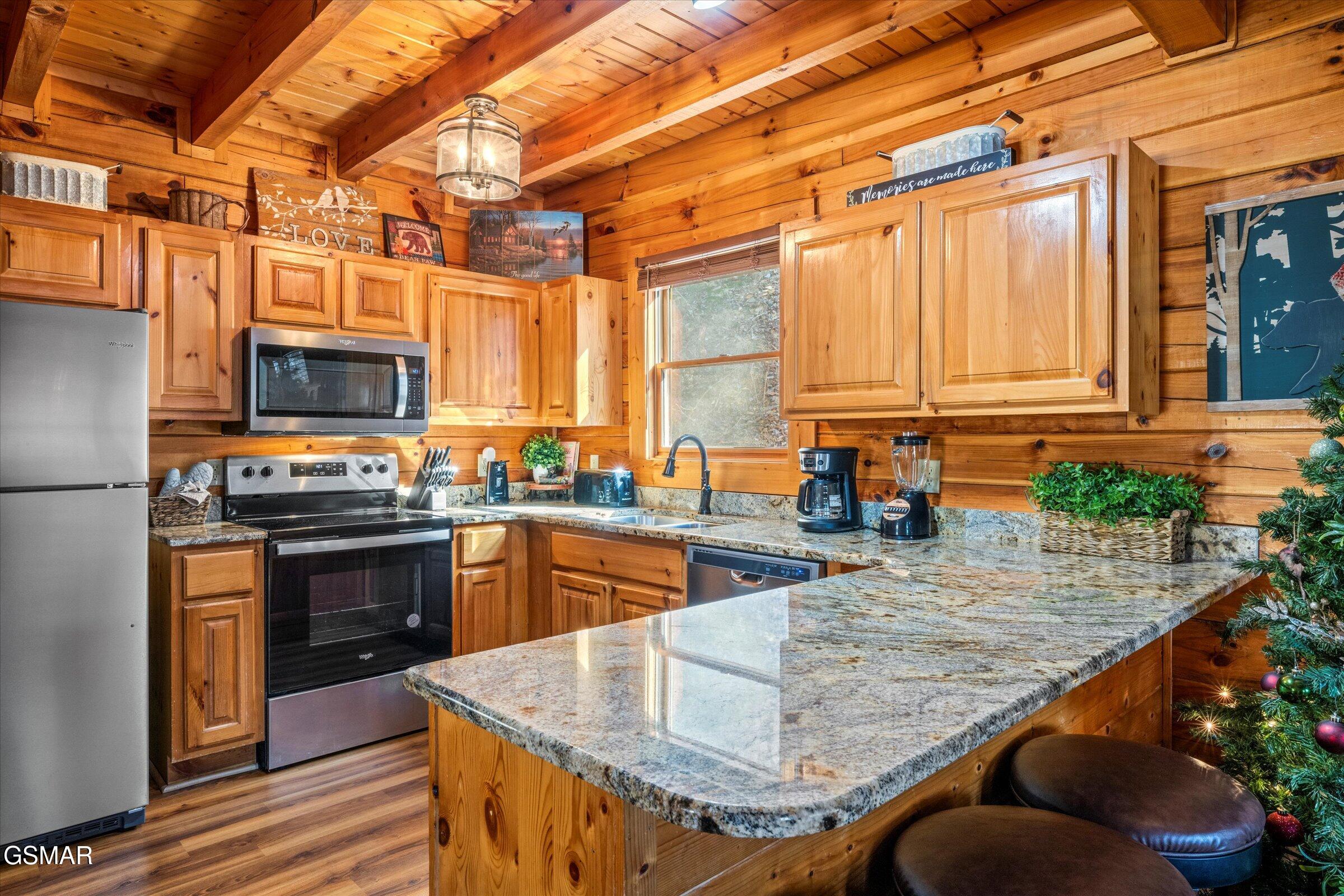 633 Chickasaw Gap Way Pigeon Forge TN 37863