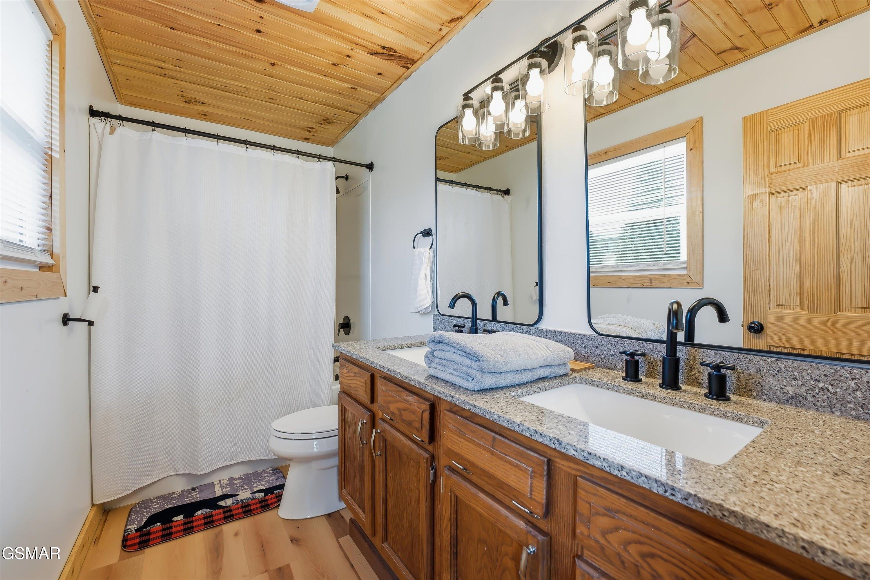 3180 Covemont Road Sevierville TN 37862