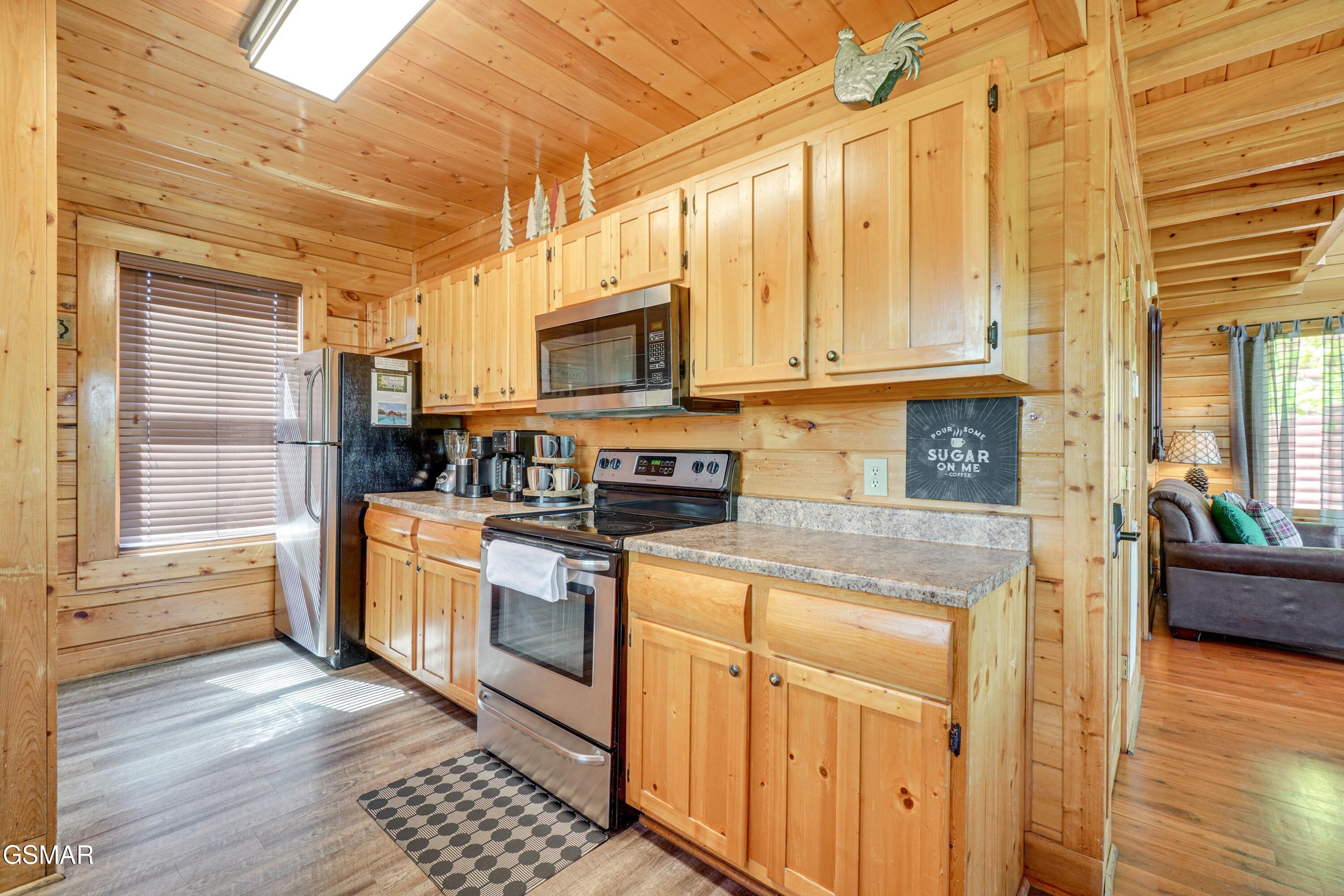 2867 White Oak Ridge Lane Sevierville TN 37862