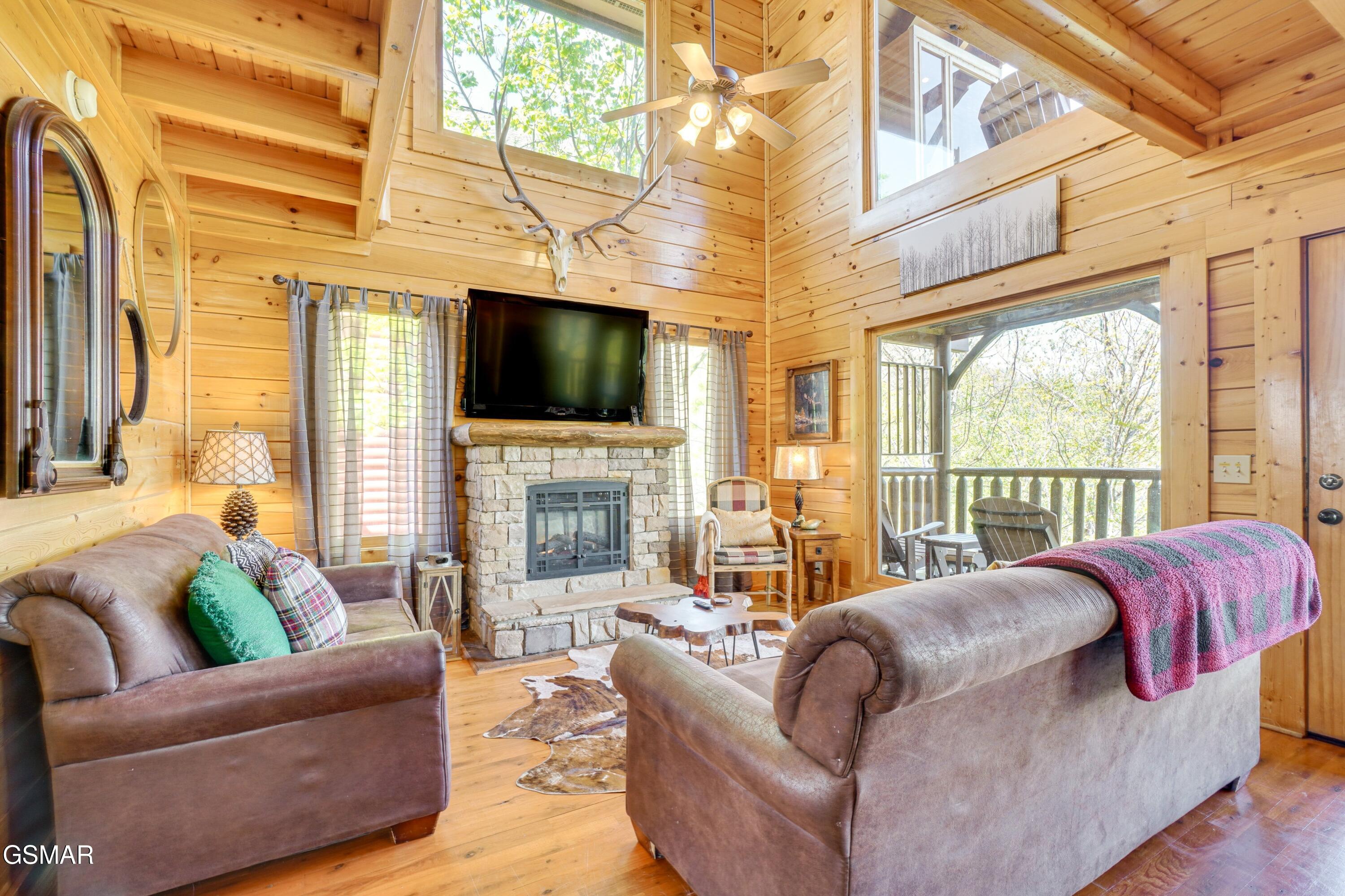 2867 White Oak Ridge Lane Sevierville TN 37862