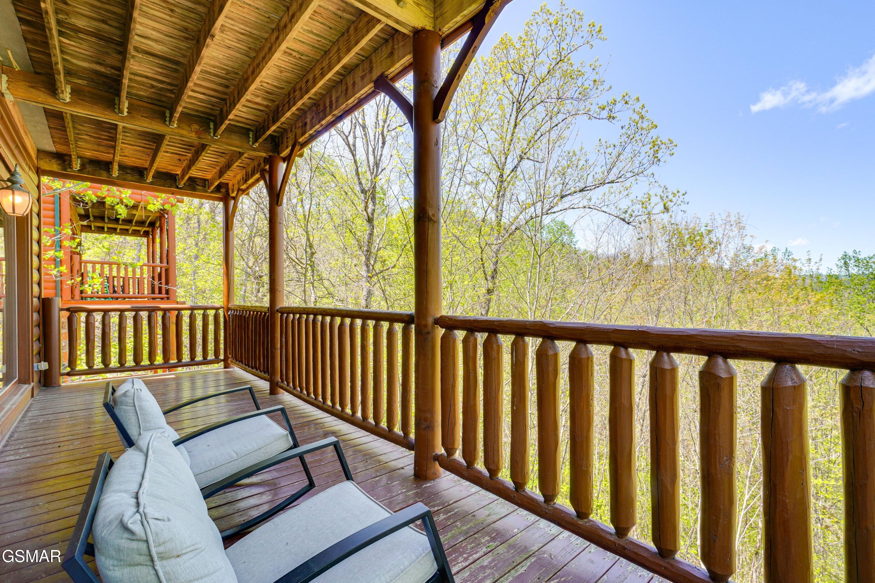 2867 White Oak Ridge Lane Sevierville TN 37862