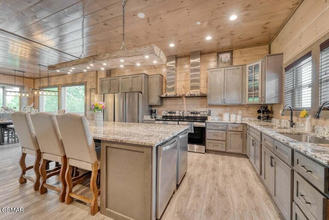 1153 Woodland Trek Lane Sevierville TN 37876