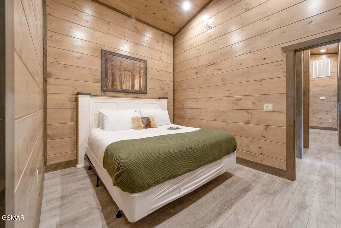 1153 Woodland Trek Lane Sevierville TN 37876