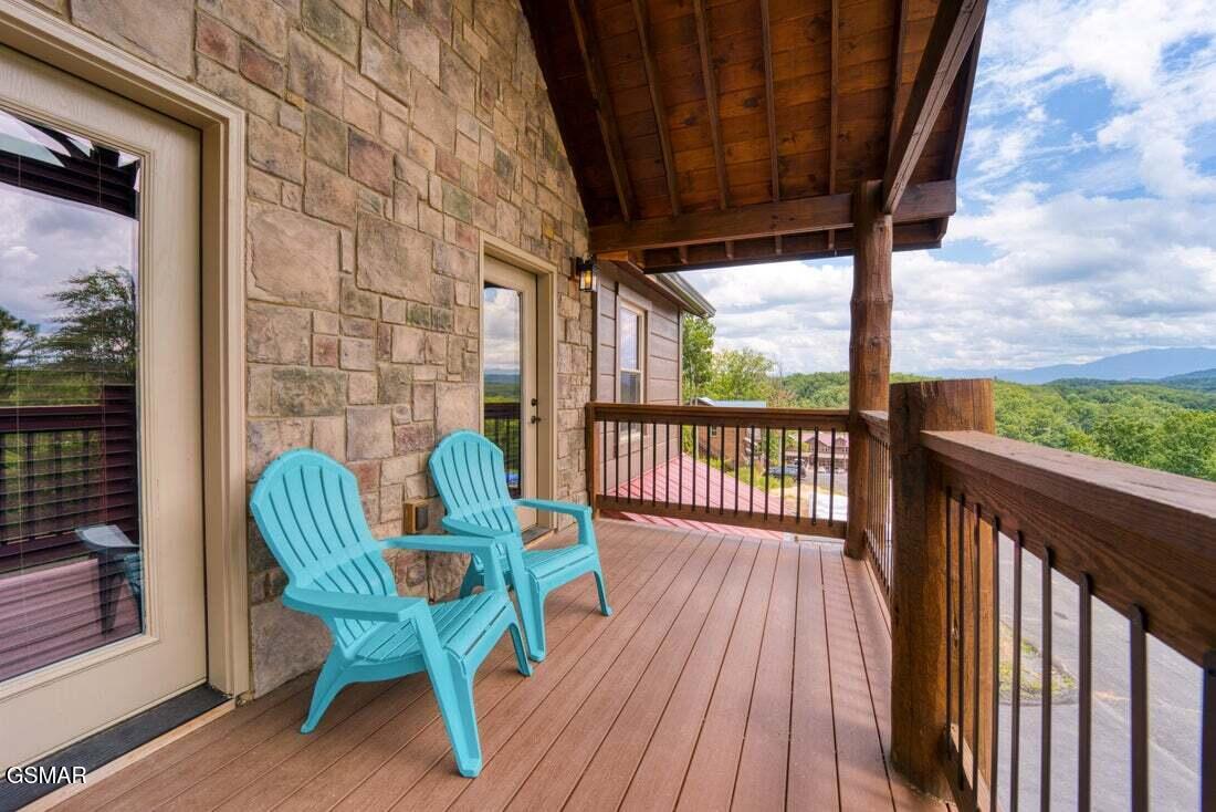 1153 Woodland Trek Lane Sevierville TN 37876