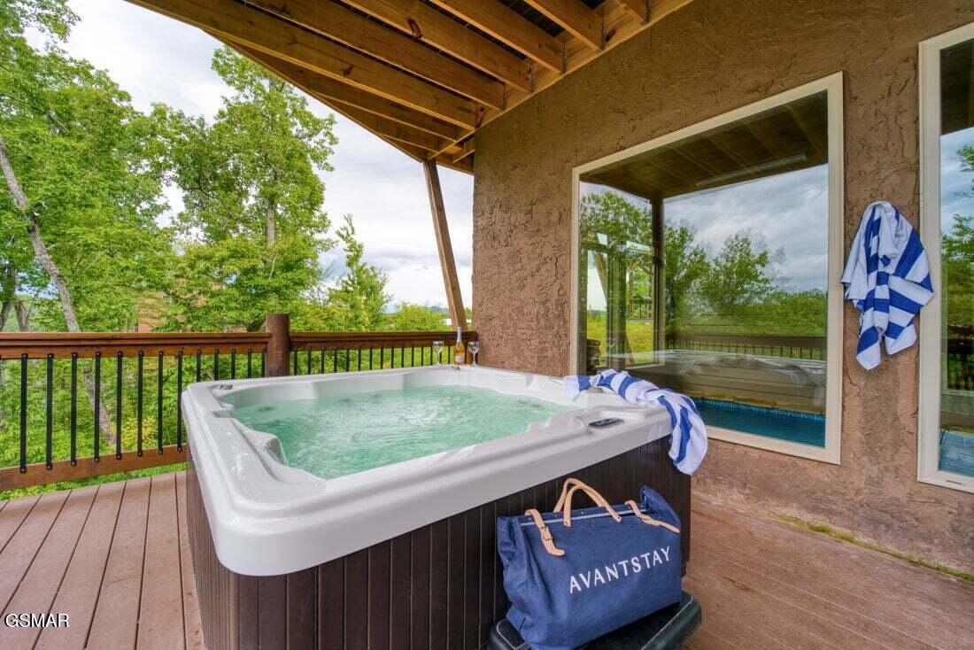 1153 Woodland Trek Lane Sevierville TN 37876