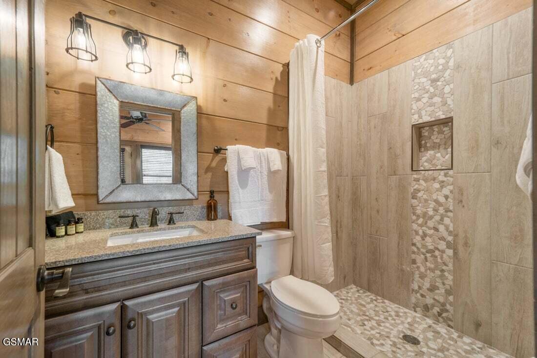 1153 Woodland Trek Lane Sevierville TN 37876