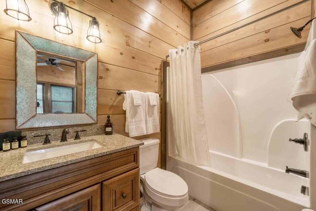 1153 Woodland Trek Lane Sevierville TN 37876