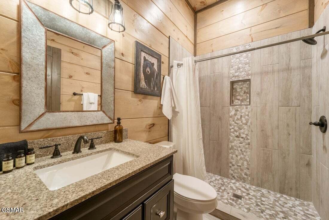 1153 Woodland Trek Lane Sevierville TN 37876