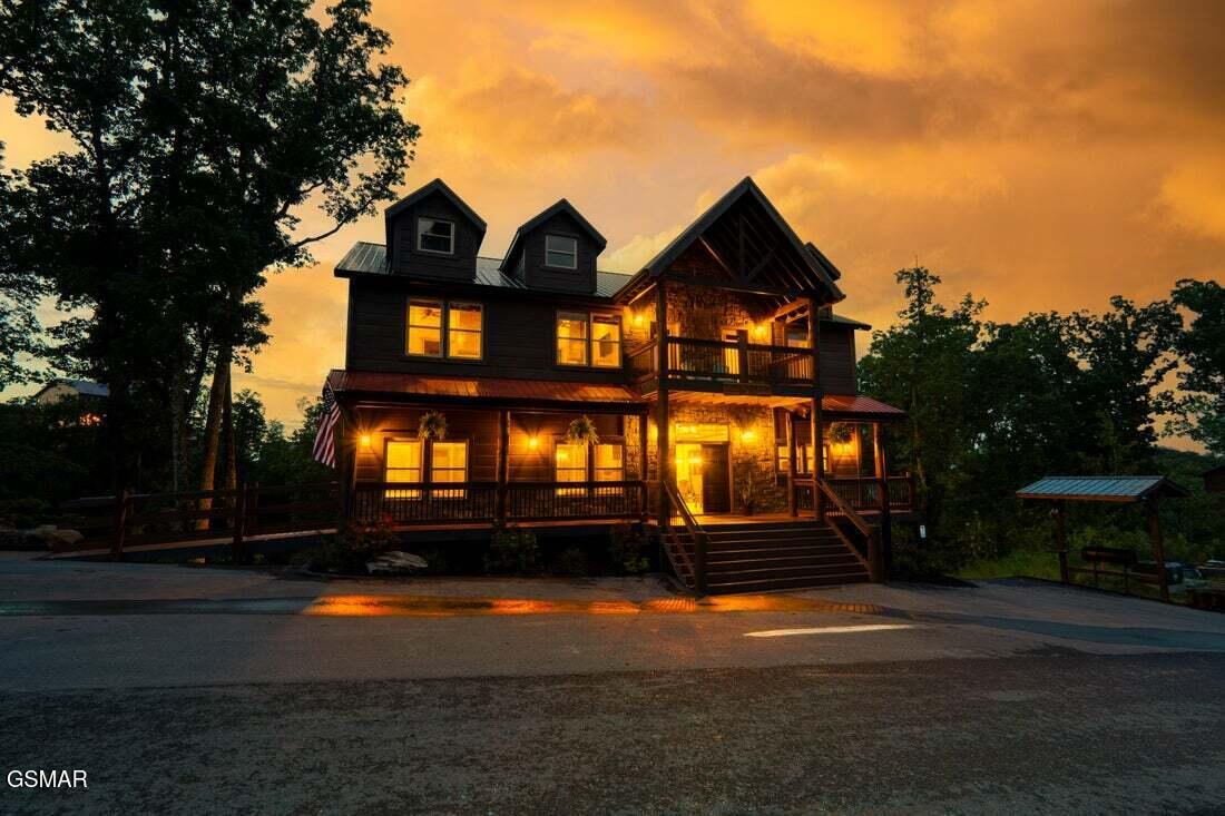 1153 Woodland Trek Lane Sevierville TN 37876