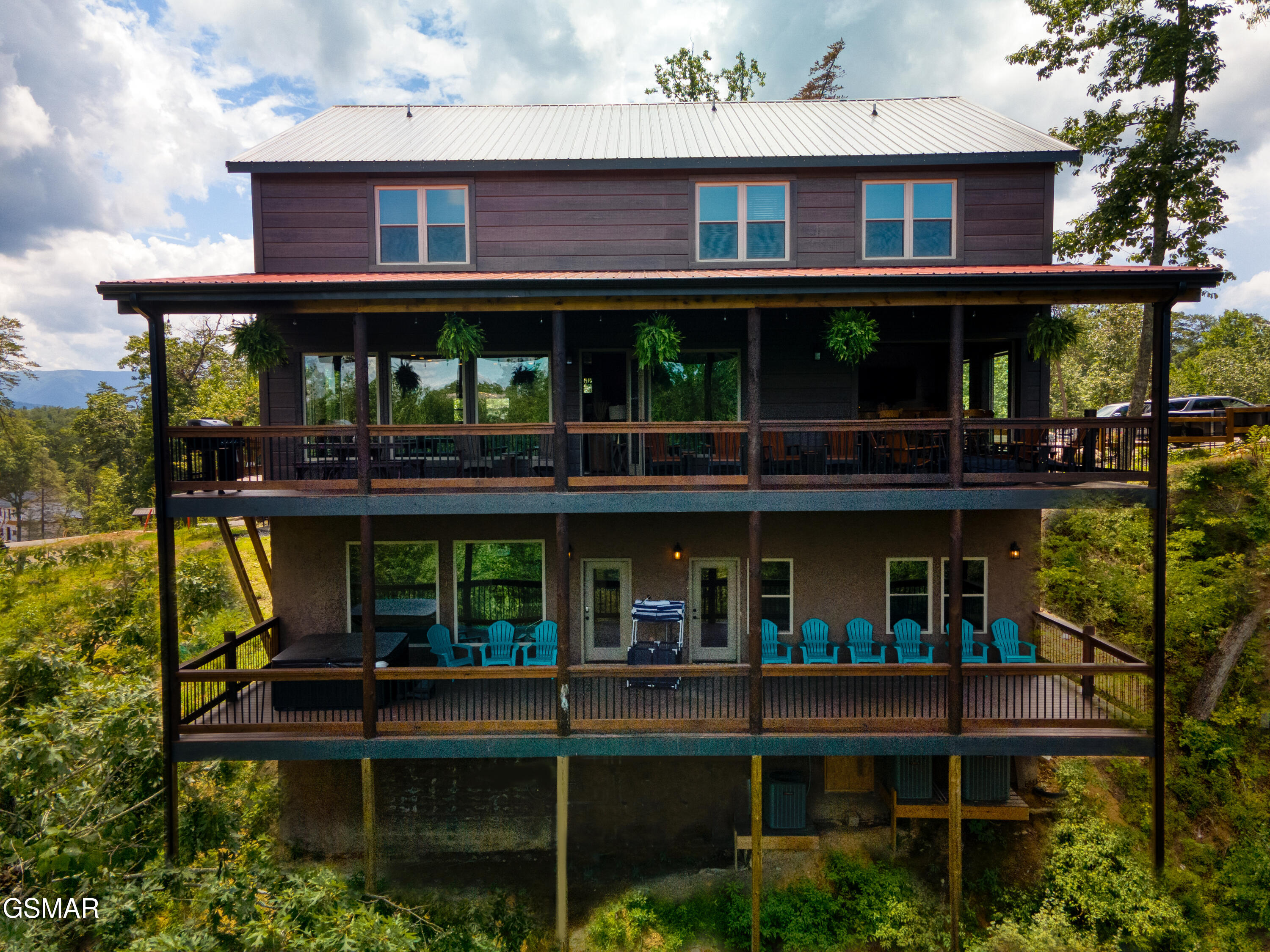 1153 Woodland Trek Lane Sevierville TN 37876