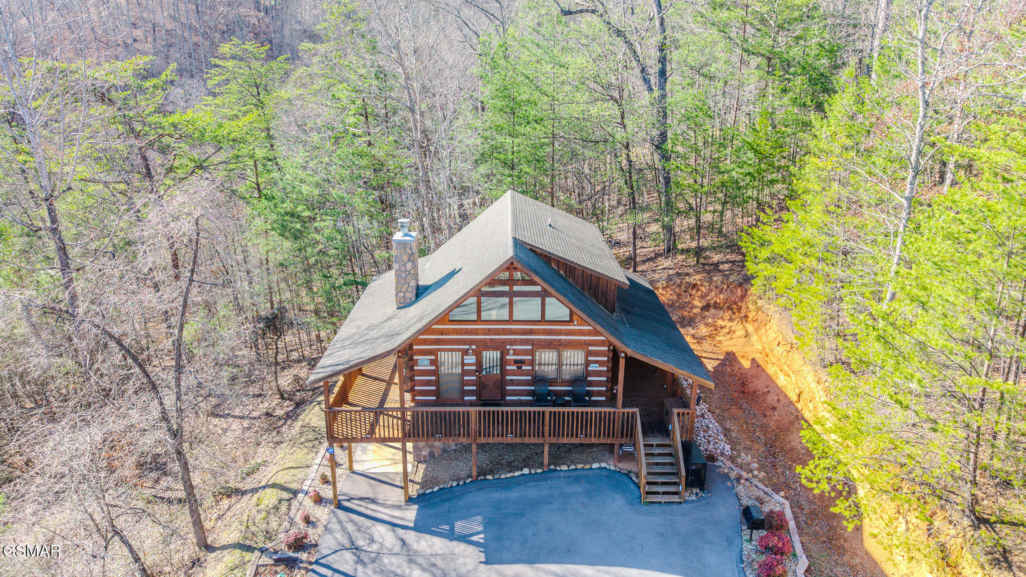 1554 Bear Valley Road Sevierville TN 37876