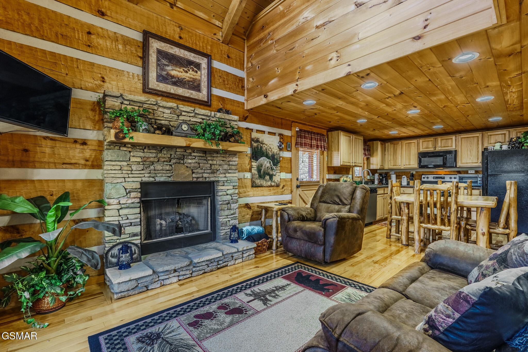 1554 Bear Valley Road Sevierville TN 37876