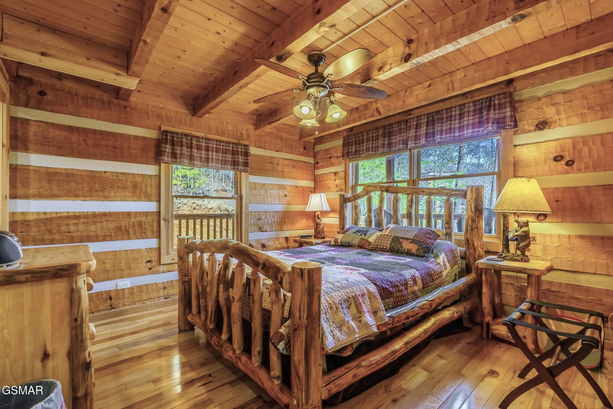 1554 Bear Valley Road Sevierville TN 37876