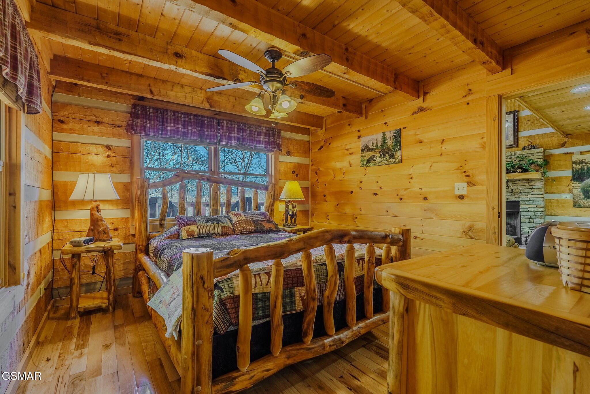 1554 Bear Valley Road Sevierville TN 37876