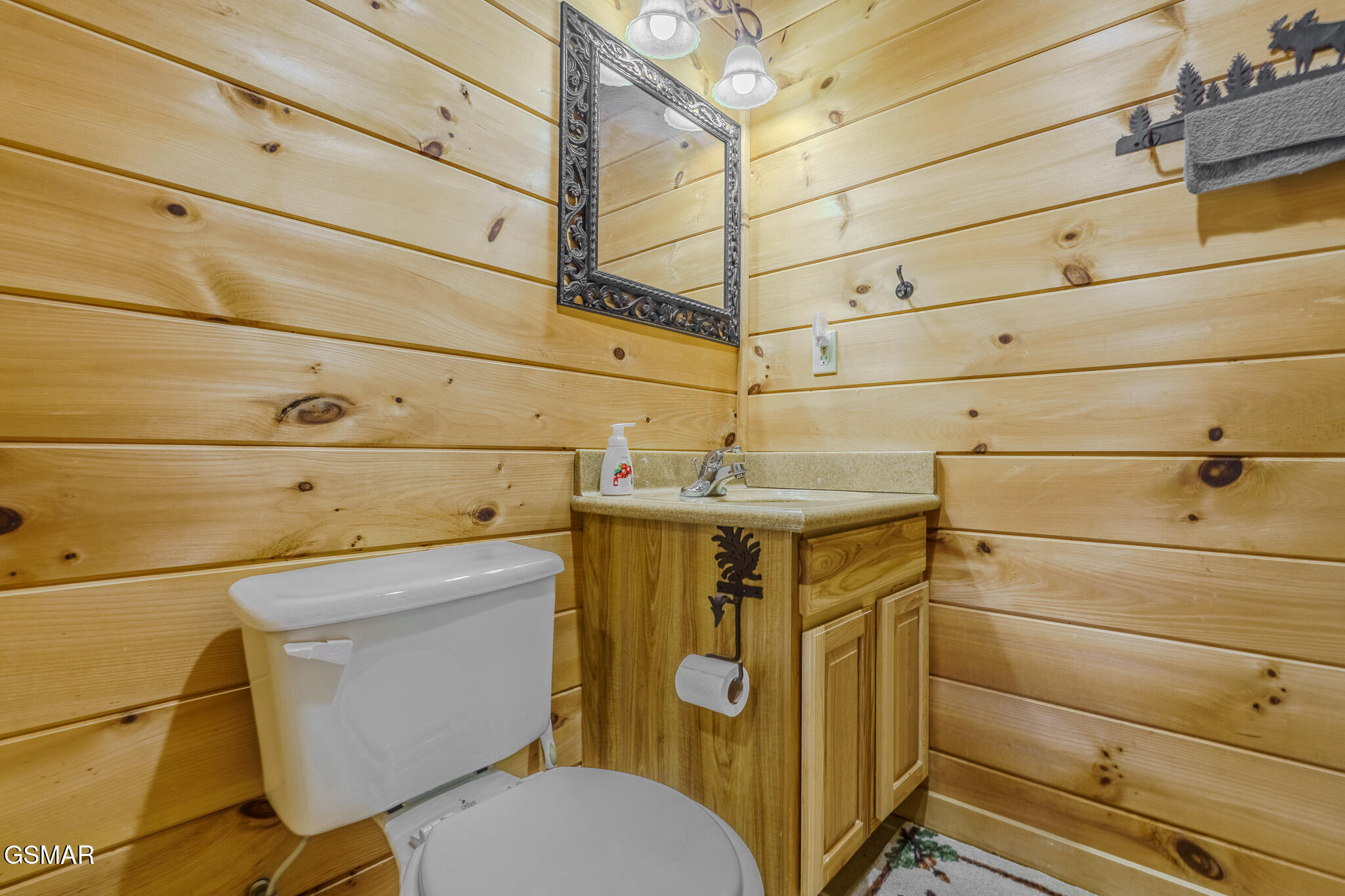1554 Bear Valley Road Sevierville TN 37876
