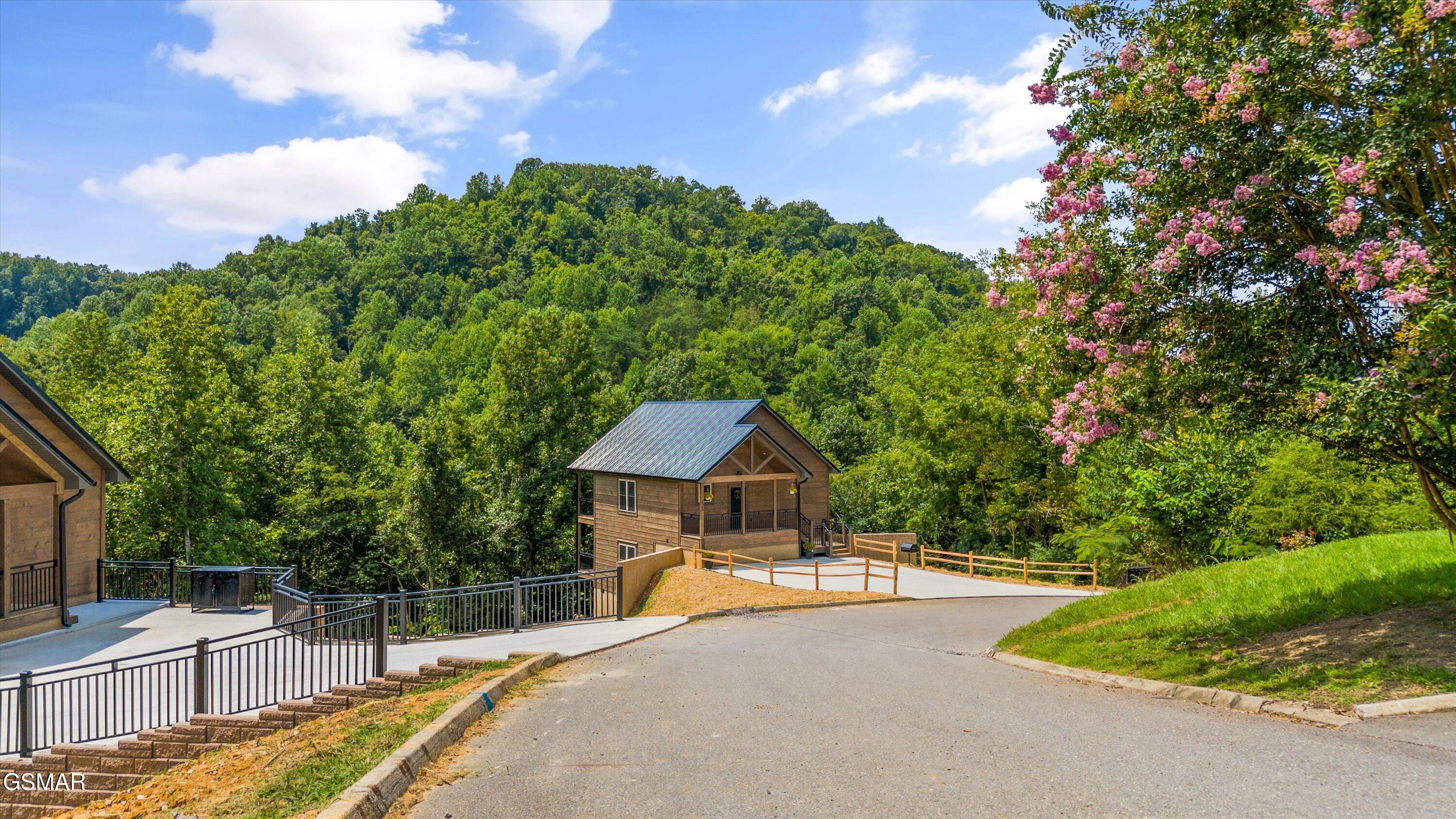 3340 Frontier View Drive Sevierville TN 37876