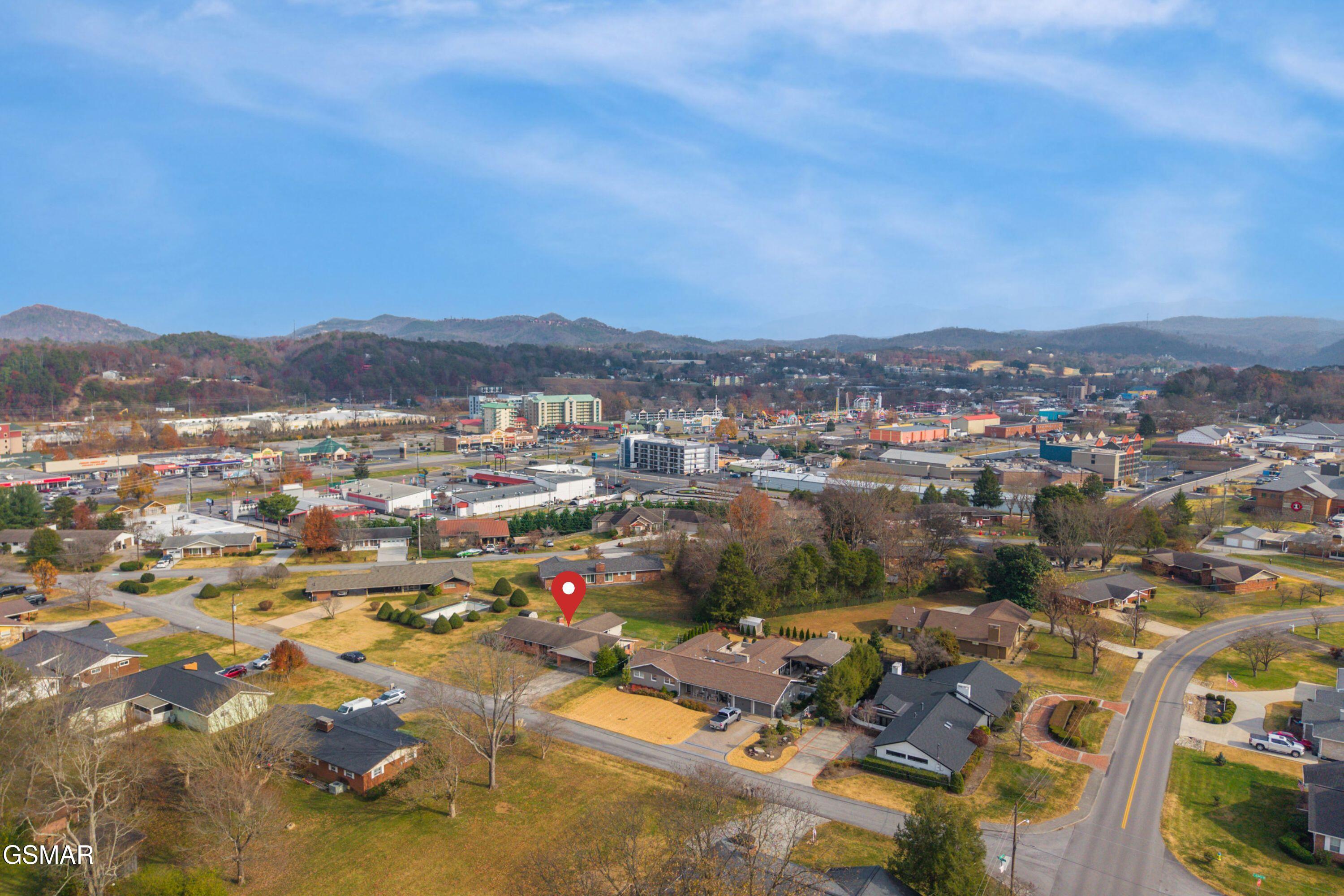 225 Bellwood Avenue Pigeon Forge TN 37863