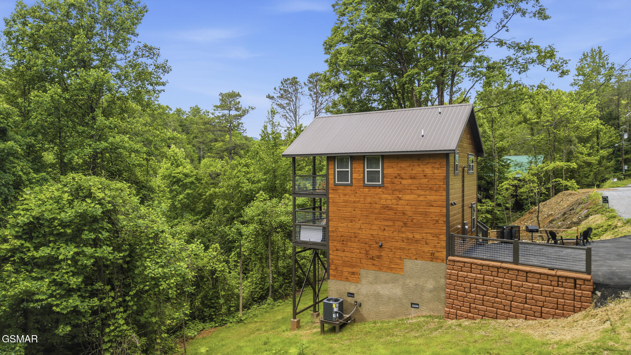 1642 Lake Drive Gatlinburg TN 37738