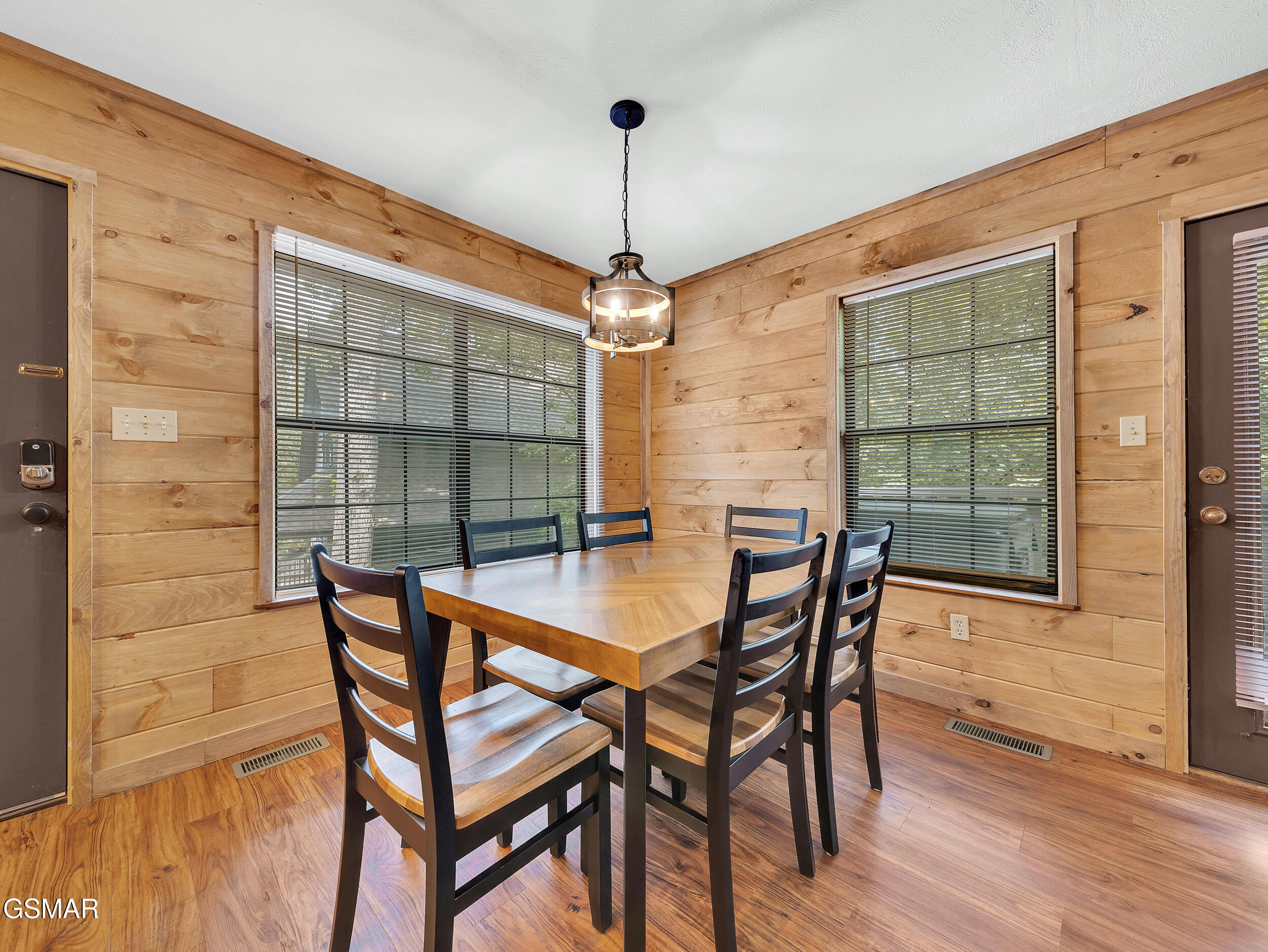 2733 Timber Way Pigeon Forge TN 37863