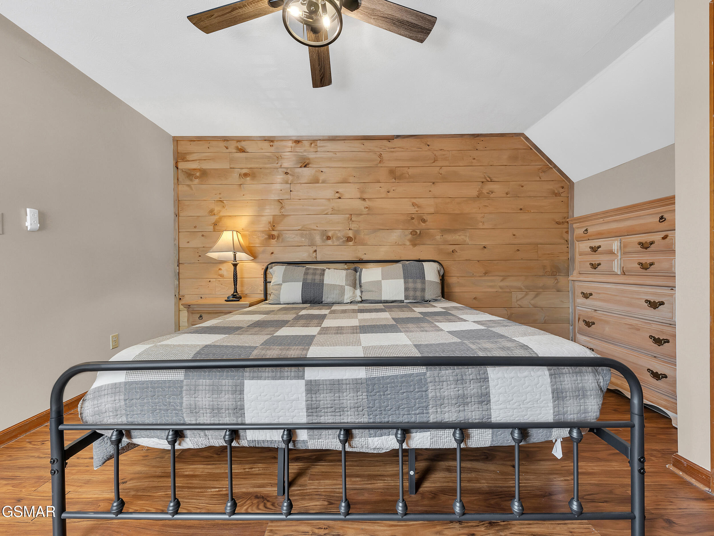 2733 Timber Way Pigeon Forge TN 37863