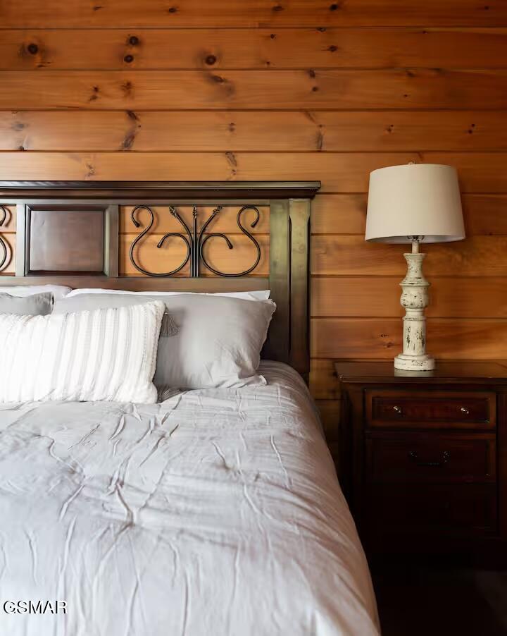 4532 Holly Forest Way Gatlinburg TN 37738