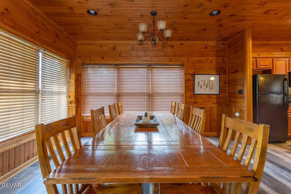 4532 Holly Forest Way Gatlinburg TN 37738