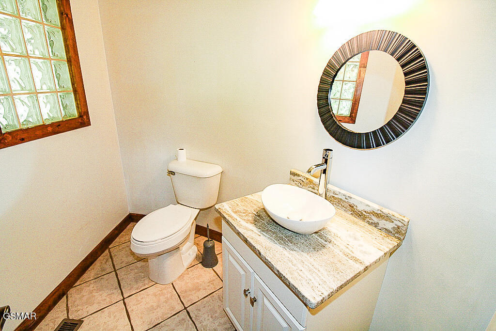 902 Lake View Road Sevierville TN 37876