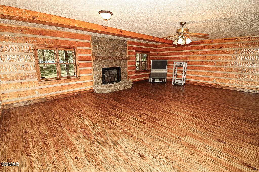 902 Lake View Road Sevierville TN 37876