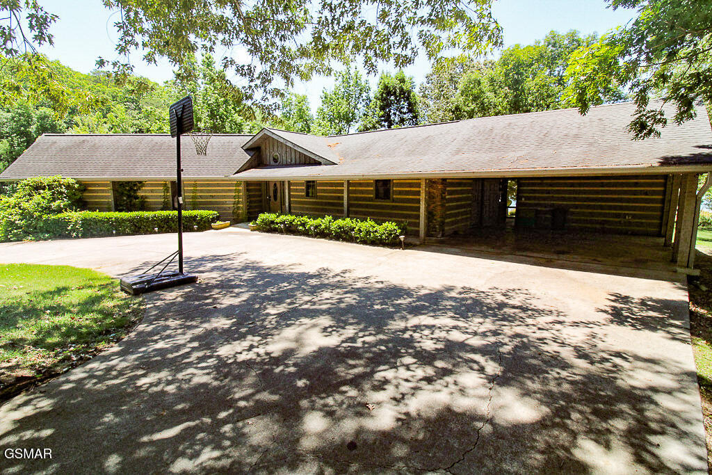 902 Lake View Road Sevierville TN 37876