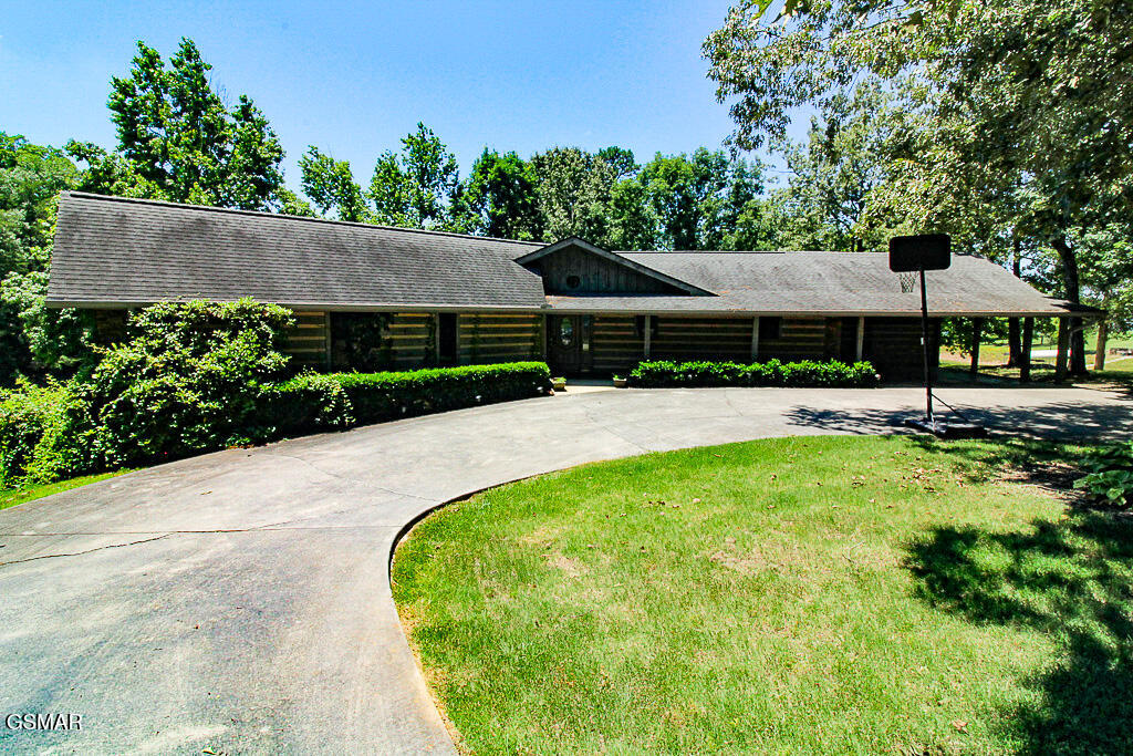 902 Lake View Road Sevierville TN 37876