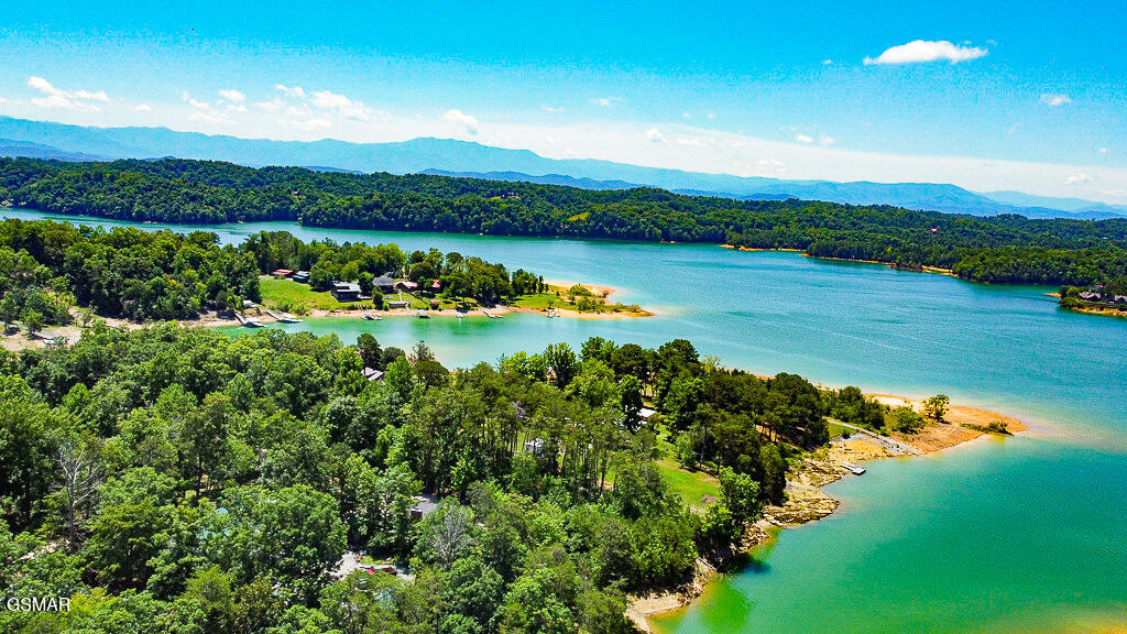 902 Lake View Road Sevierville TN 37876