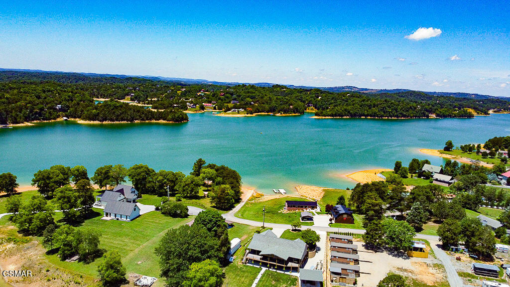 902 Lake View Road Sevierville TN 37876