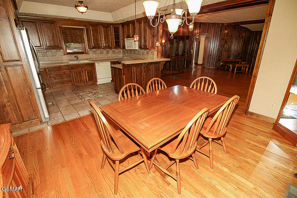 902 Lake View Road Sevierville TN 37876