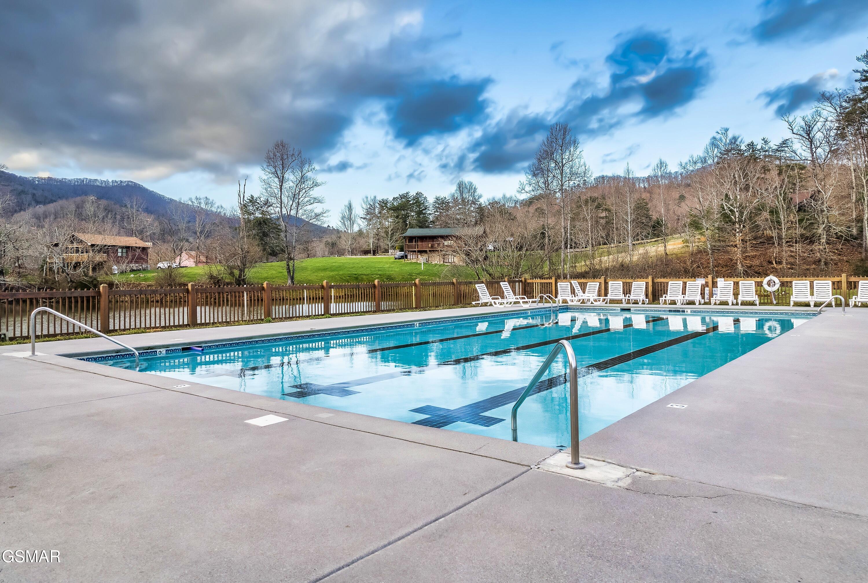 2603 June Bug Way Sevierville TN 37862