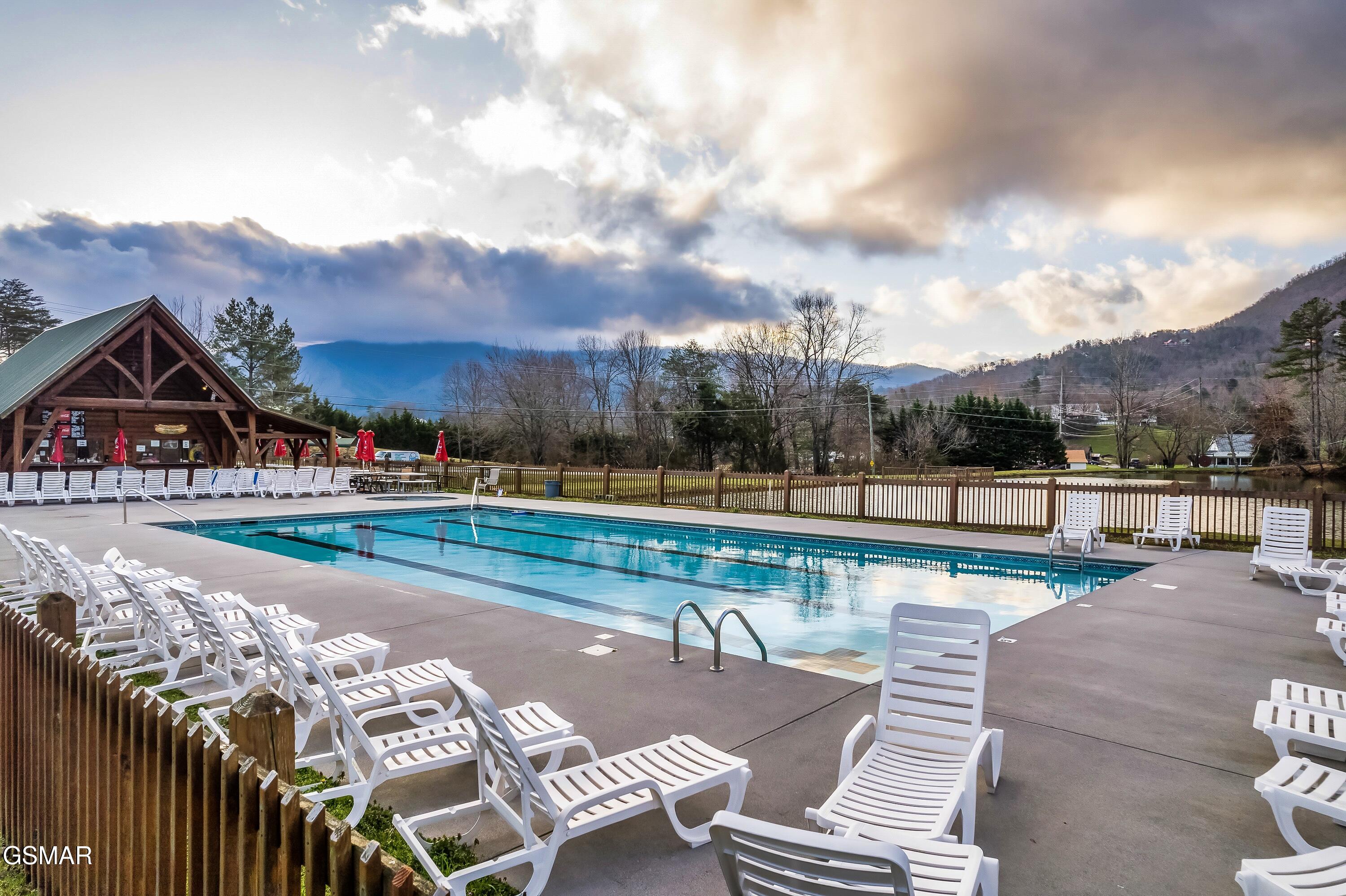2603 June Bug Way Sevierville TN 37862