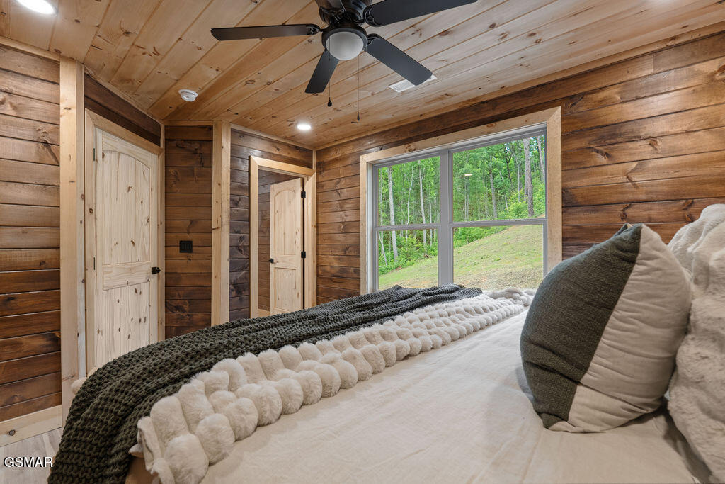 2176 Spurling Road Sevierville TN 37862