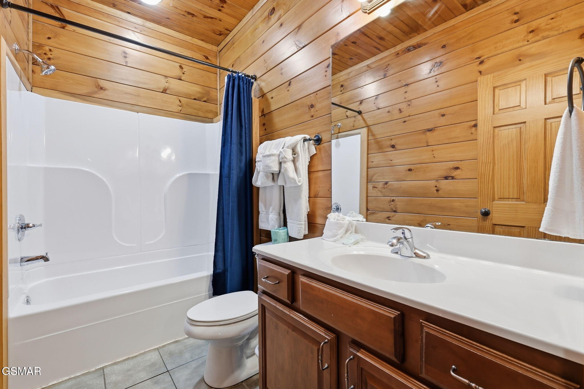 826 Gatlinburg Falls Way Gatlinburg TN 37738