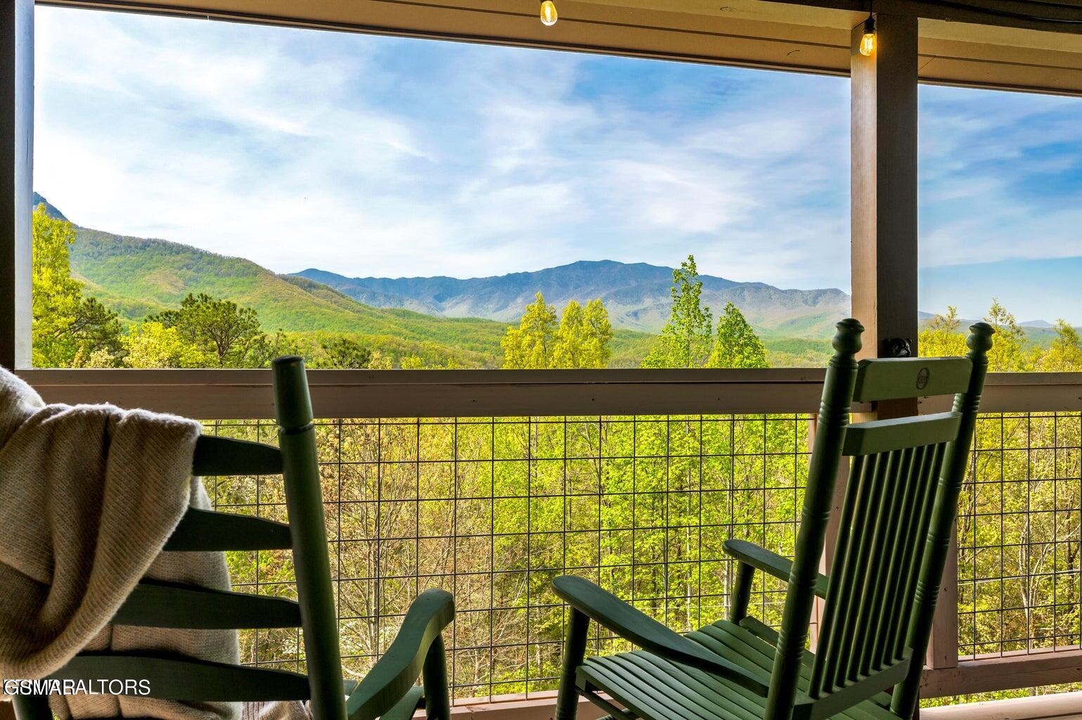 859 Pinnacle Vista Road Gatlinburg TN 37738