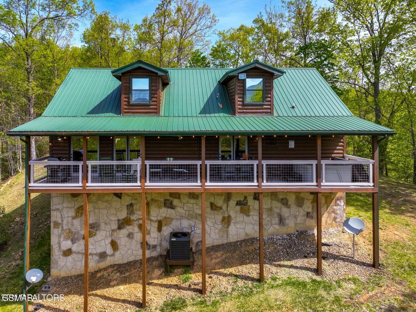 859 Pinnacle Vista Road Gatlinburg TN 37738