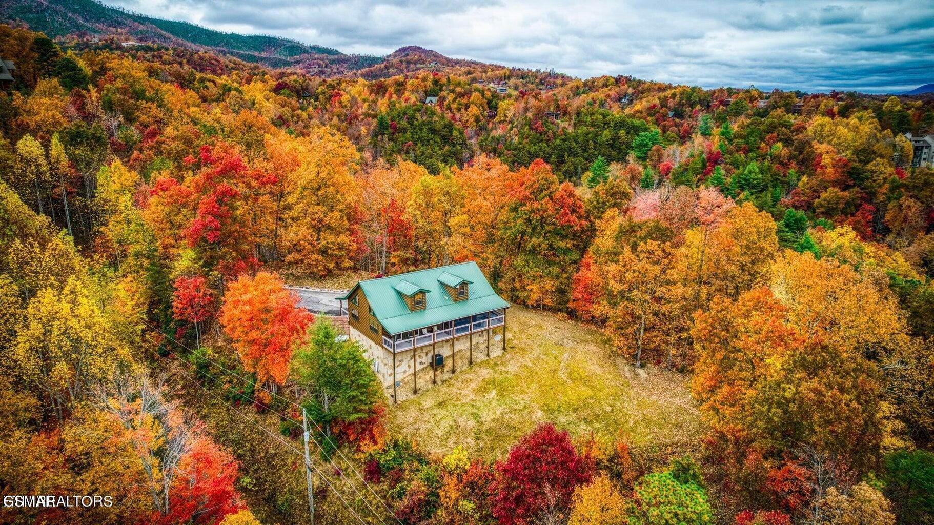 859 Pinnacle Vista Road Gatlinburg TN 37738