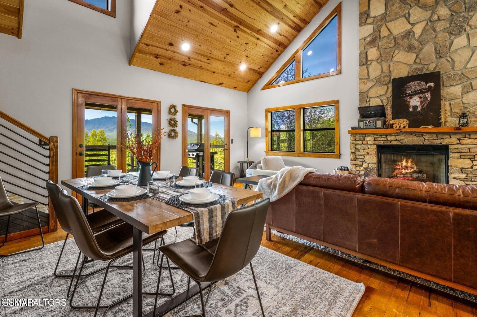 859 Pinnacle Vista Road Gatlinburg TN 37738