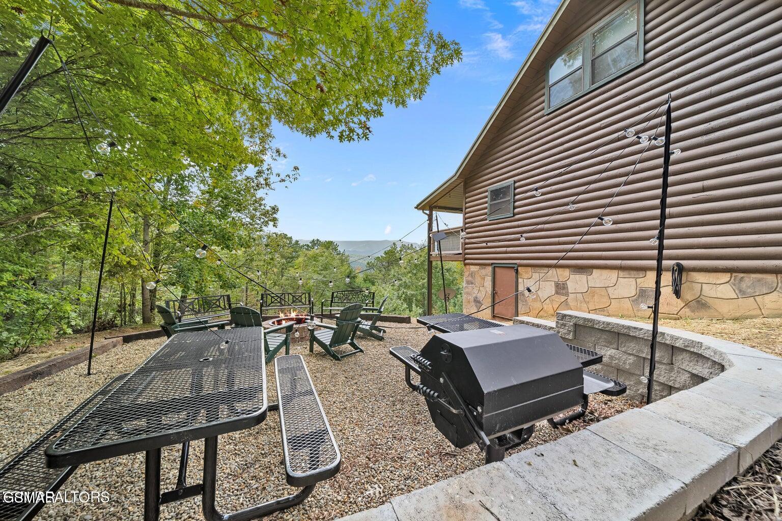 859 Pinnacle Vista Road Gatlinburg TN 37738